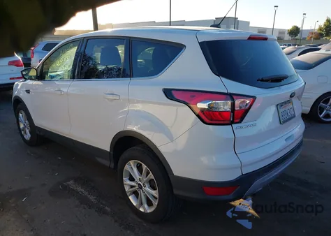 2017 Ford Escape Se z USA, uszkodzony, nr VIN 1FMCU0GD5HUF08488